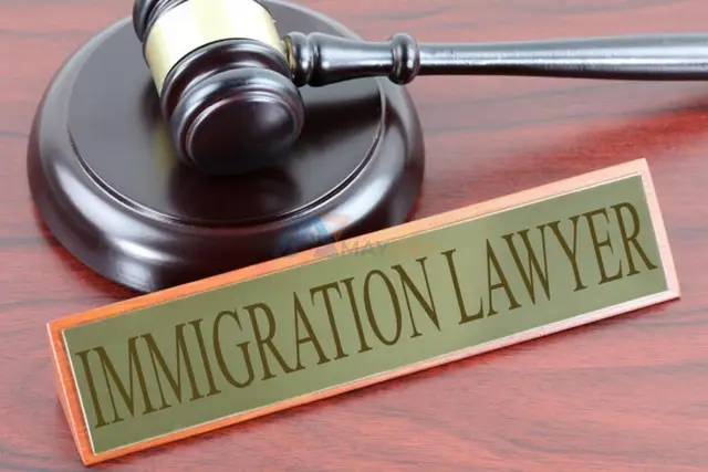 Canadian Immigration Lawyer Toronto - 1