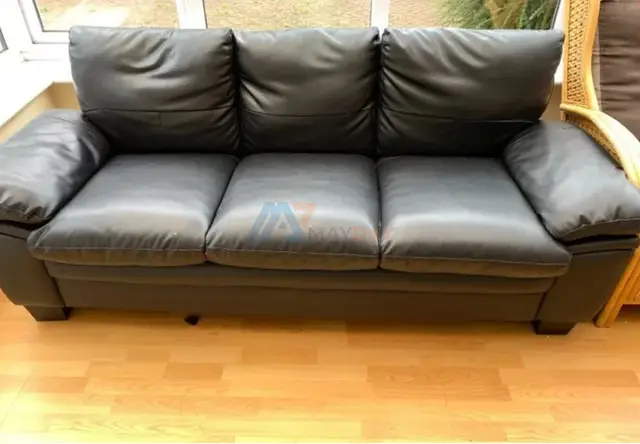 3 Seater Leather Sofa - Hardly Used. In Excellent Condition - 2/5
