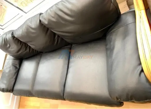 3 Seater Leather Sofa - Hardly Used. In Excellent Condition - 5/5