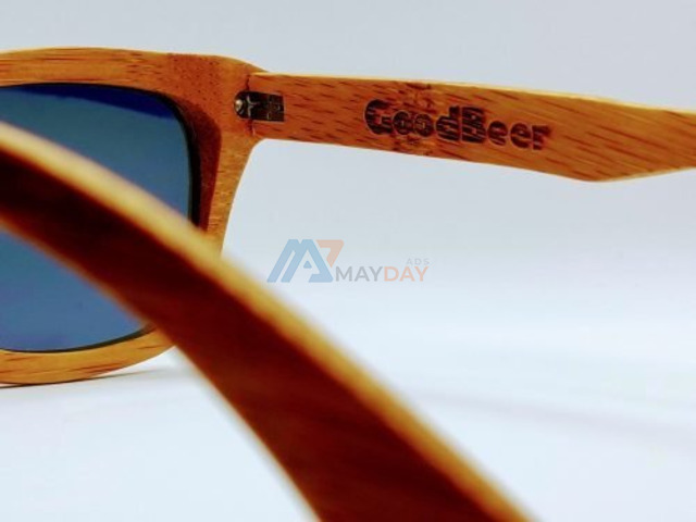 lunettes de soleil en bois de bambou fabriquées à la main - 1/1